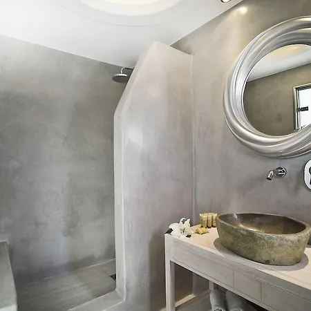 Santorini Palace Hotell 4*